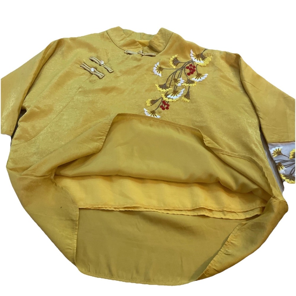 Rui Xin Bei Er‎ Satin Hanfu Cheongsam Pearl Buttons Blouse Yellow Embroidered - Picture 7 of 7